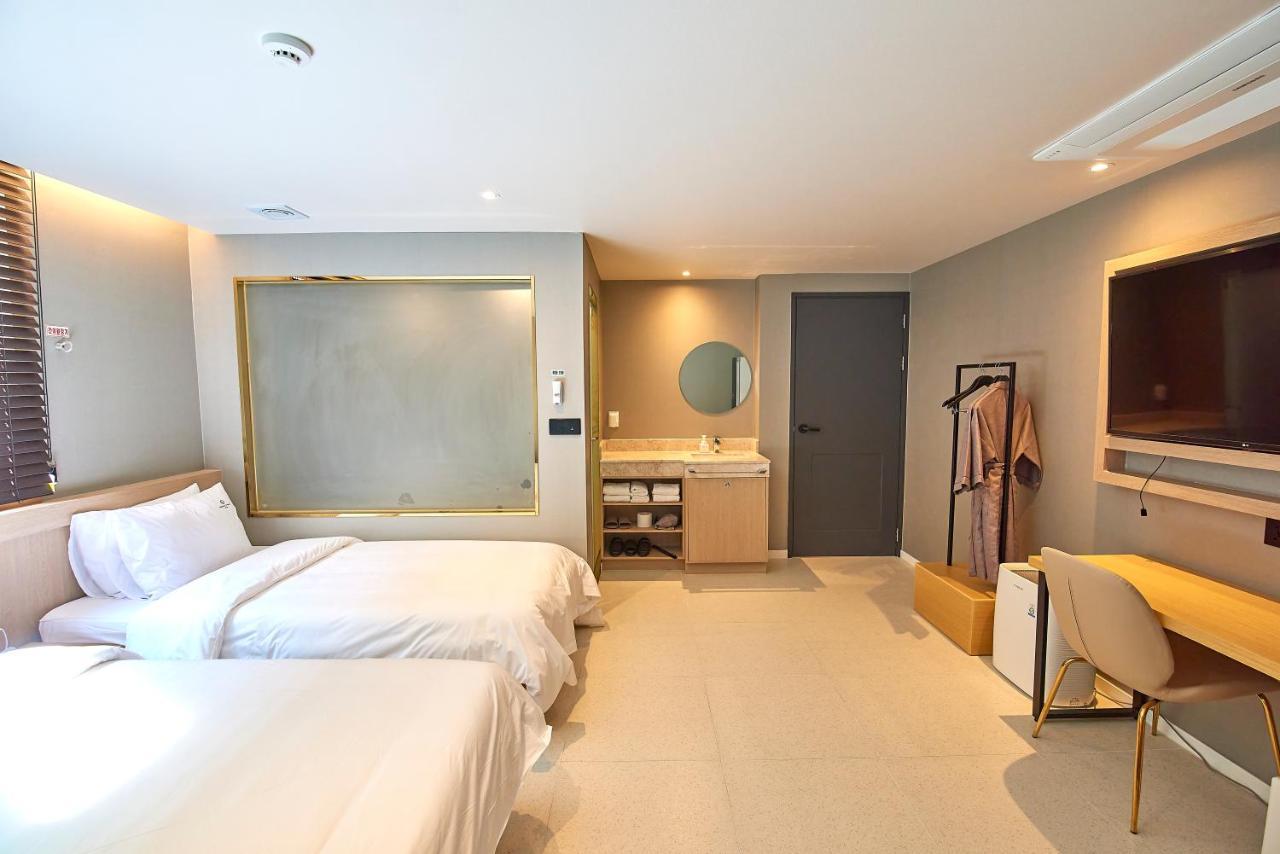 Bonathree Hotel Busan Buitenkant foto