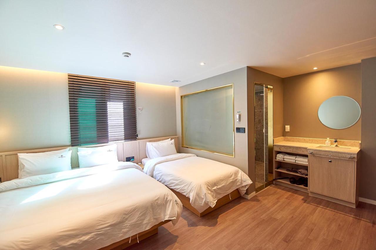 Bonathree Hotel Busan Buitenkant foto